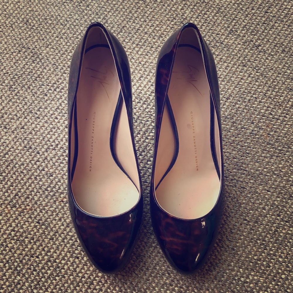 Giuseppe Zanotti animal print pumps